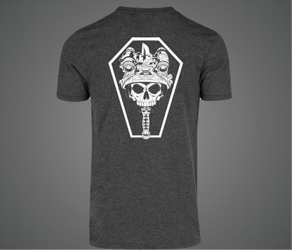 Polera cuchillo y calavera